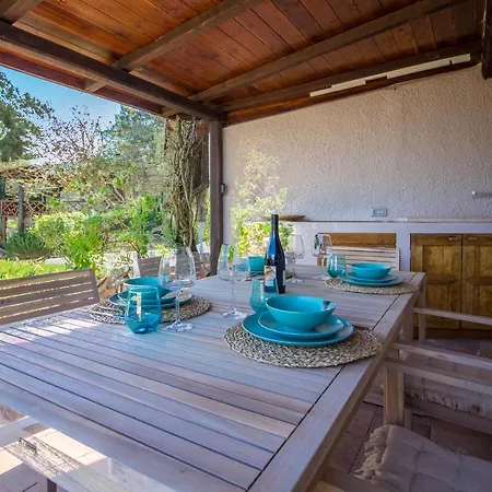Guesthost - Sa Luna With Garden&parking! Apartament Baja Sardinia